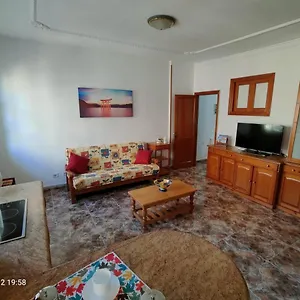 https://bahia-playa-arinaga-2.in-canary-islands.com