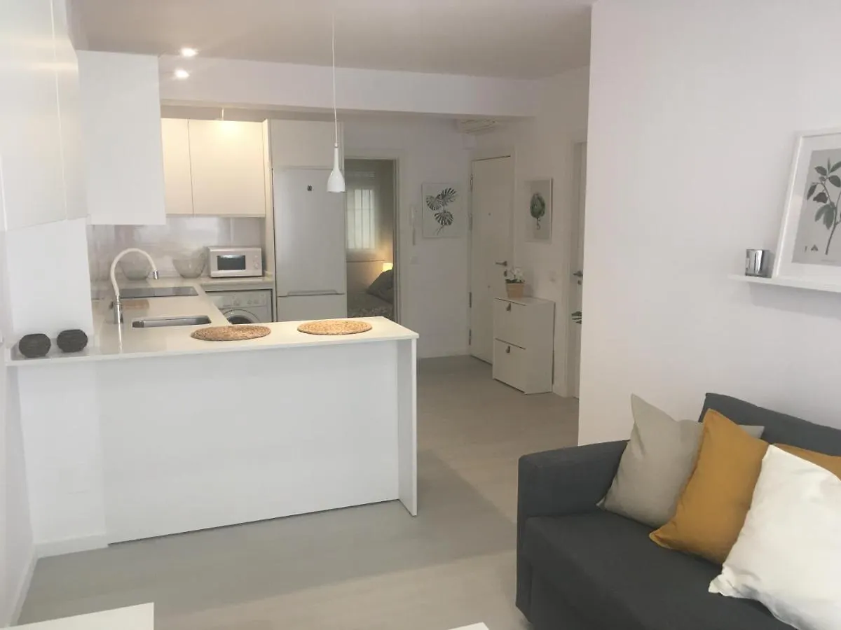 Malagueta Blue Beach مالقة شقة